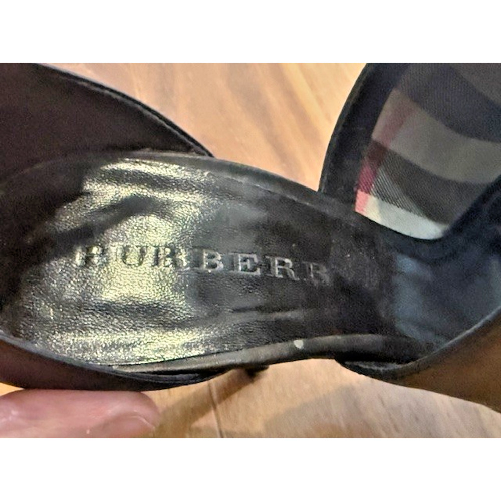 Burberry Black Leather Ankle Strap Gold Metal SEXY Peep-Toe Heels Sandals EU 37 - Picture 11 of 16